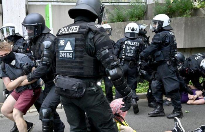 Violencia y detenciones al margen del congreso del partido de extrema derecha alemán AfD – rts.ch