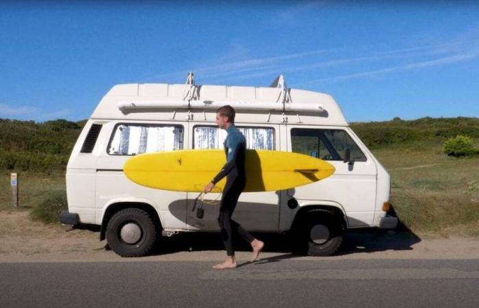 Tras un viaje por carretera de dos meses, realiza un documental sobre el surf bretón.