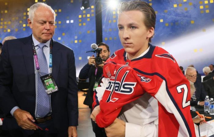 NHL: Lane Hutson elevó la moral de su hermano menor Cole en el draft