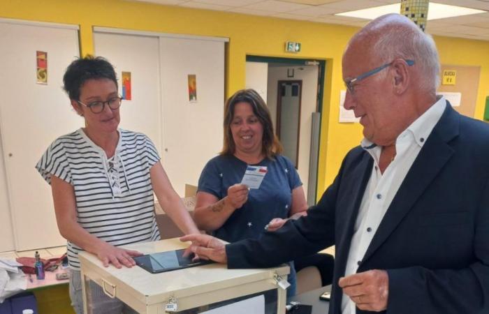 Elecciones legislativas 2024: Béthune, Bruay… Los diputados artesianos salientes votaron esta mañana en sus plazas fuertes