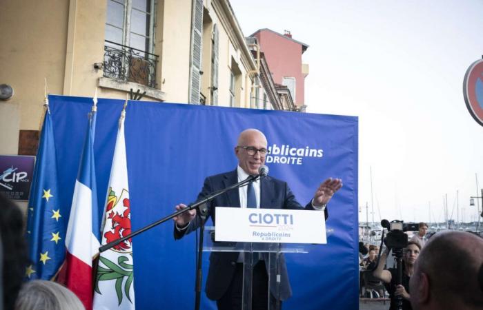 Eric Ciotti en votación favorable en los Alpes Marítimos tras la primera vuelta de las elecciones legislativas