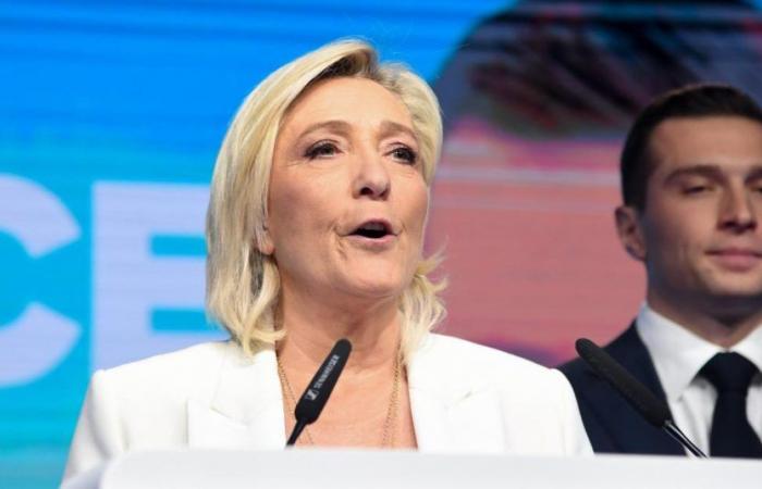 Marine Le Pen anuncia que será elegida en primera vuelta y pide mayoría absoluta para enviar a Bardella a Matignon