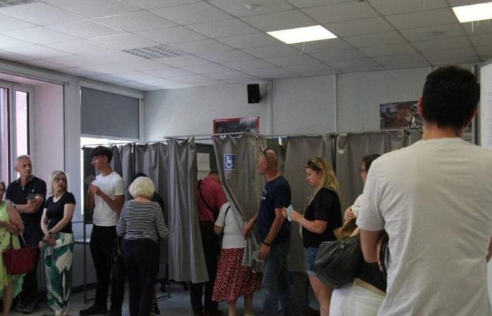 Elecciones legislativas 2024. En Vannes, la tasa de participación alcanzó el 66,46% a las 17.00 horas.