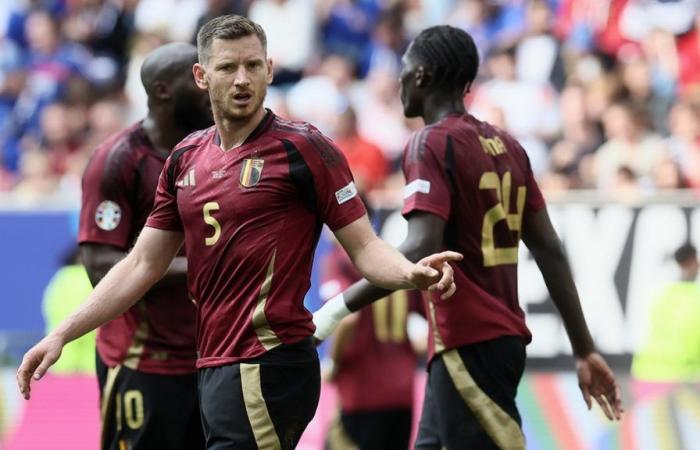 Se rompieron al final del partido: un autogol francés elimina a los Diablos Rojos de la Eurocopa 2024