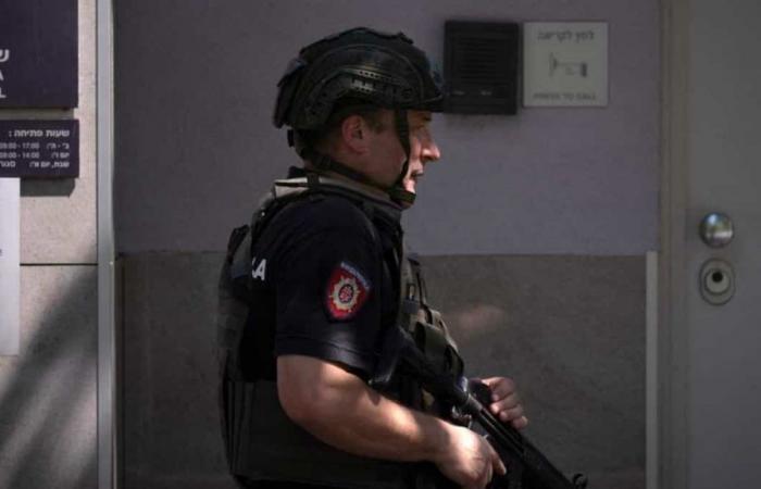 Serbia: dos hombres detenidos tras ataque frente a la embajada de Israel