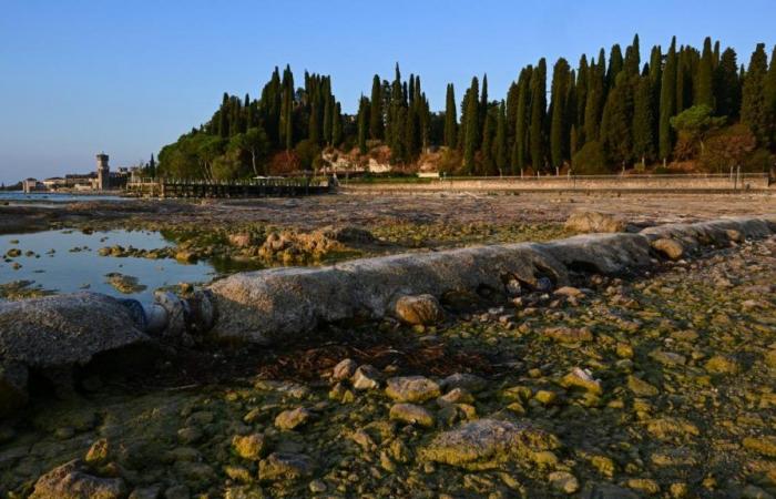 Italia: Cientos de personas hospitalizadas debido al virus en la región del lago de Garda