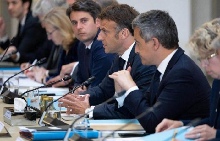 Tras su fracaso, el bando de Macron se debate sobre la actitud que debe adoptar hacia la RN