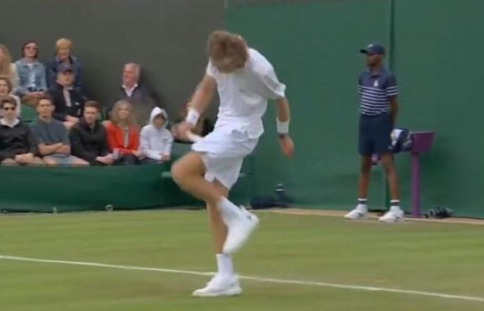 Tenis. Wimbledon – Otra goleada y un ataque de nervios para Andrey Rublev…