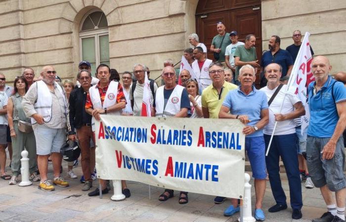 Un ex empleado del arsenal de Toulon exige que se reconozca su exposición al amianto