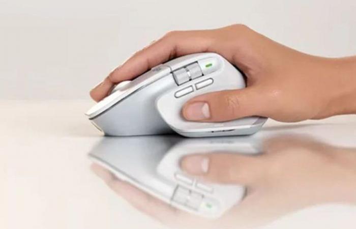 AliExpress rebaja a la mitad el precio de este ratón Logitech valorado con un 4,9 por los internautas