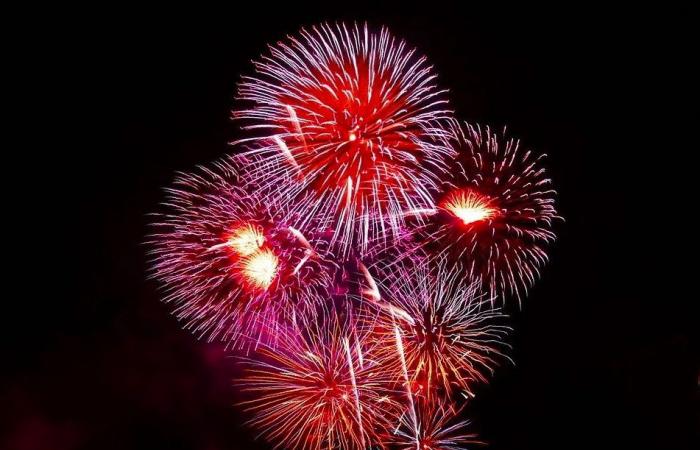 Fiesta nacional en Cachan (94): Fuegos artificiales y baile popular el 14 de julio de 2024