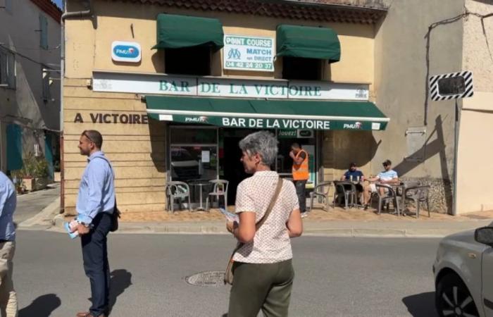 En Aix-en Provence, los activistas de RN intentan convencer a los últimos indecisos.