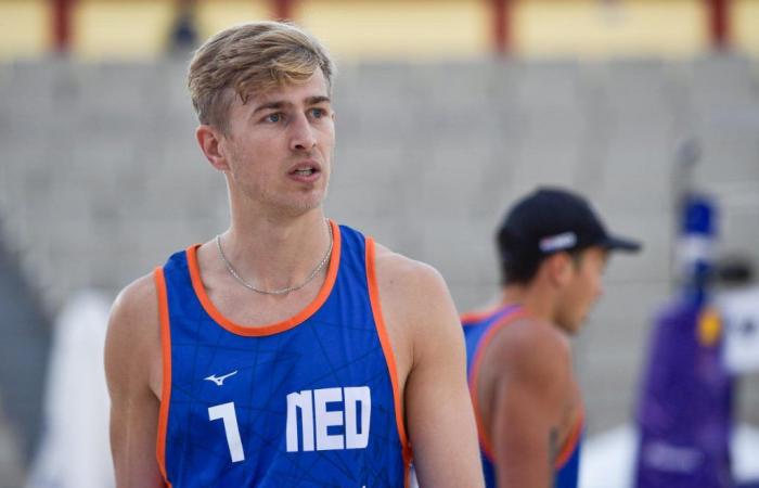 La selección de un jugador holandés de voleibol playa condenado por la violación de una menor de 12 años genera polémica