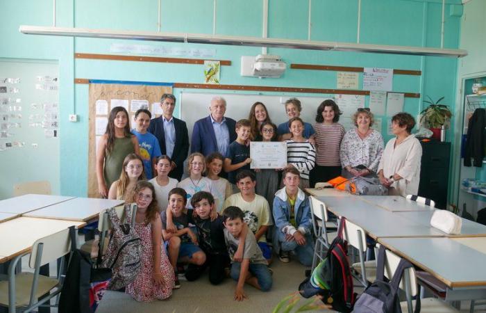 Perpiñán: los estudiantes de La Bressola du Vernet ganan el premio de primavera para los poetas