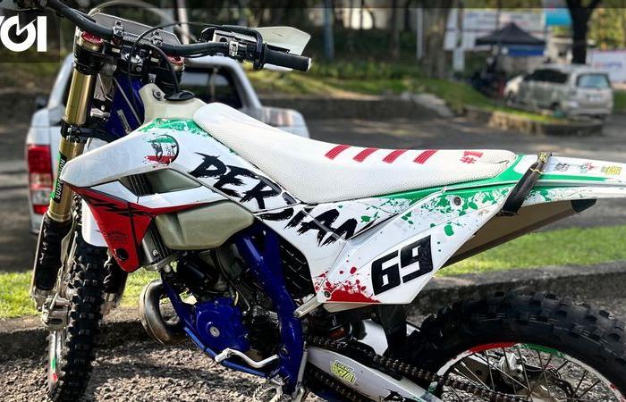 La motocicleta Persian Trail Stiker 69 fue robada por ladrones; su propietario admite que costó 200 millones de rupias