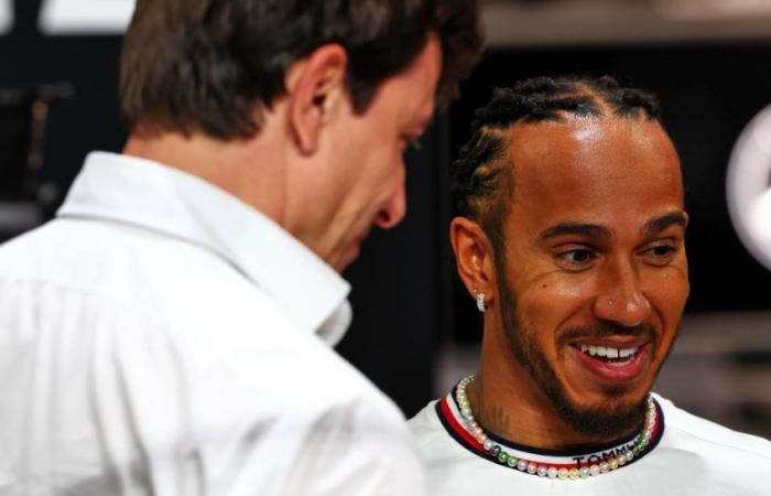 ¿Hamilton pronto volverá a ganar con Mercedes? Su jefe le hace una promesa