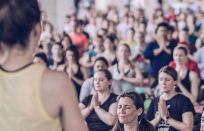 El querido instructor de bienestar de YouTube será el anfitrión de la primera clase de yoga en vivo de Canadá en Toronto