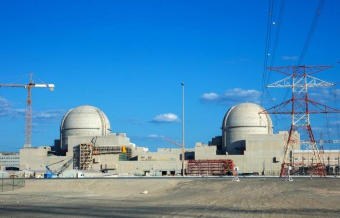 La
      primera
      central
      nuclear
      del
      mundo
      árabe
      en
      pleno
      funcionamiento