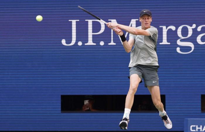 El
      número
      uno
      del
      mundo
      Jannik
      Sinner
      se
      clasifica
      para
      su
      primera
      final
      en
      Nueva
      York