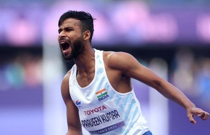 Praveen
      Kumar
      gana
      medalla
      de
      oro
      en
      salto
      de
      altura
      con
      récord
      asiático