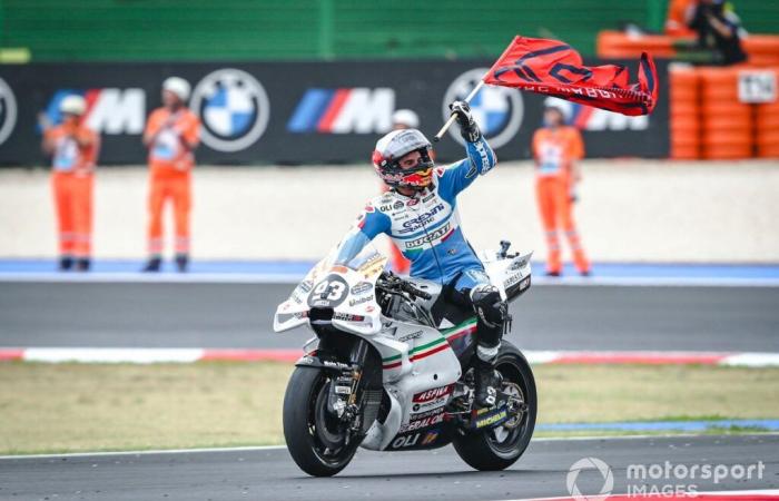 La
      victoria
      en
      Misano
      es
      imposible
      sin
      la
      lluvia