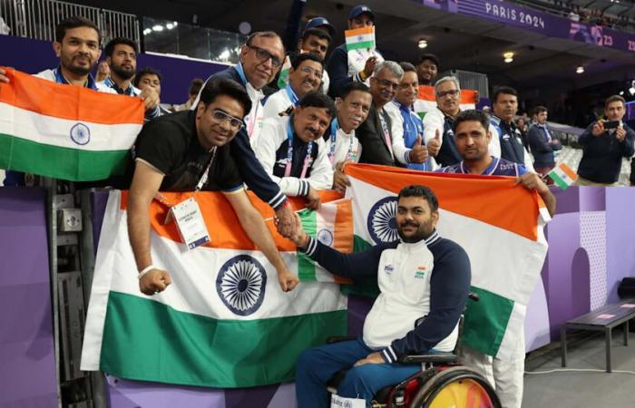 Dharambir
      y
      Pranav
      Soorma
      completan
      un
      día
      histórico
      para
      la
      India