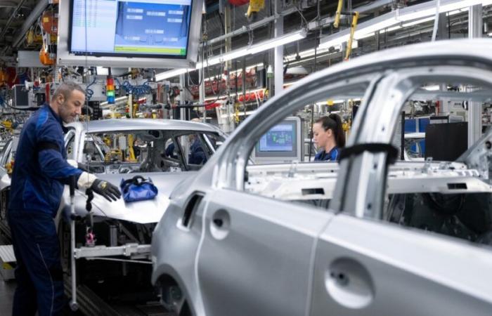 BMW
      con
      problemas
      en
      el
      sistema
      de
      frenos:
      el
      precio
      de
      las
      acciones
      reacciona
      de
      forma
      significativa