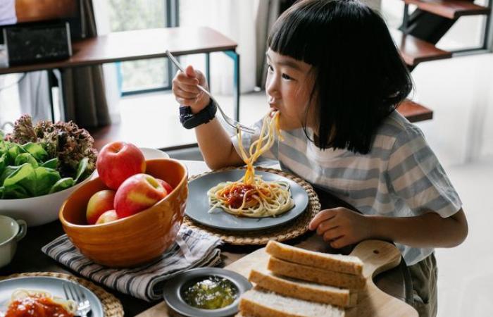 Nuevos
      consejos
      para
      que
      los
      niños
      de
      4
      a
      11
      años
      coman
      bien