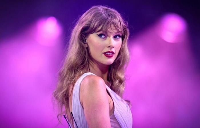 Taylor
      Swift
      anuncia
      oficialmente
      su
      apoyo
      a
      Kamala
      Harris