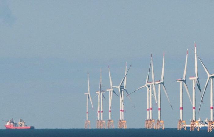 En
      Francia,
      la
      energía
      eólica
      marina
      recupera
      su
      color
      –
      Mi
      Blog