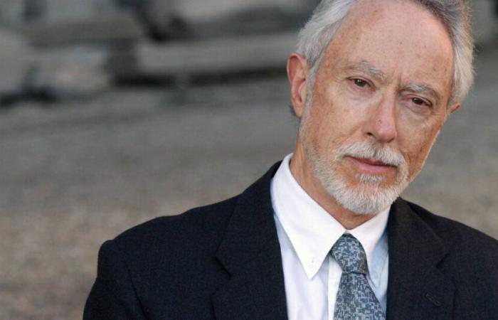 JM
      Coetzee,
      en
      “El
      polaco”,
      un
      amor
      perdido
      en
      la
      traducción
      –
      Libération