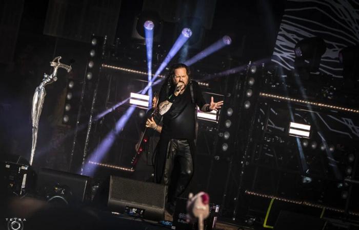 Korn
      y
      Gojira
      sorprenden
      con
      temas
      poco
      conocidos
      en
      su
      gira
      conjunta
      por
      Estados
      Unidos