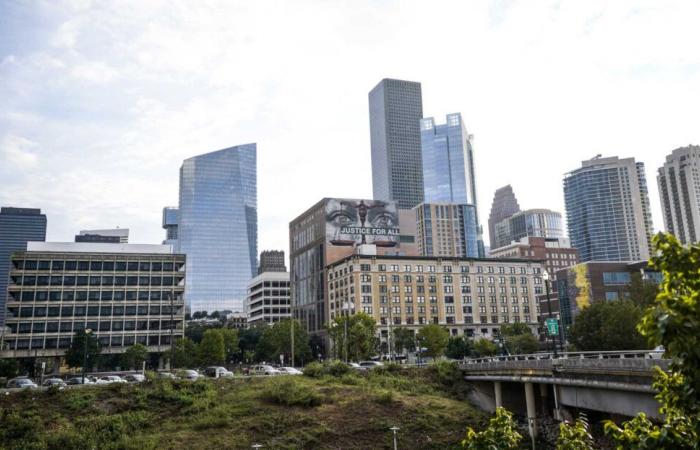 A
      medida
      que
      Houston
      se
      calienta,
      ¿será
      este
      septiembre
      tan
      caluroso
      como
      el
      año
      pasado?