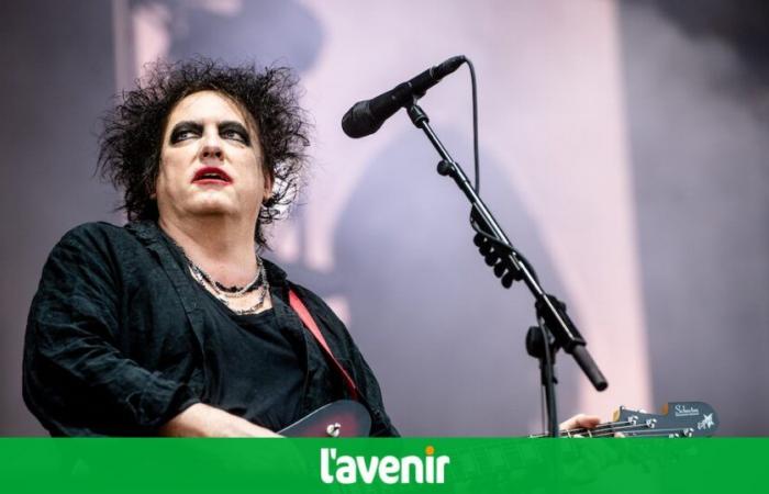 El
      nuevo
      álbum
      de
      The
      Cure
      se
      lanzará
      el
      1
      de
      noviembre