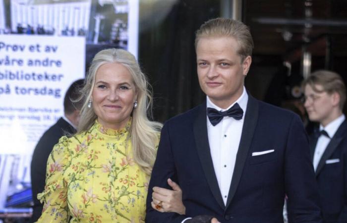 Detenido
      Marius
      Borg
      Høiby,
      hijo
      de
      la
      princesa
      Mette-Marit
      de
      Noruega