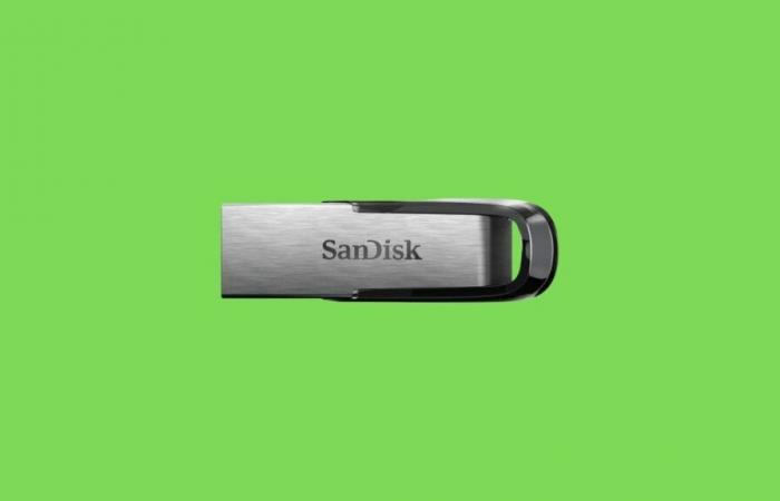 Por
      menos
      de
      15
      euros,
      esta
      memoria
      USB
      de
      altísimo
      rendimiento
      se
      vende
      como
      pan
      caliente.