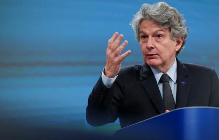 Thierry
      Breton
      abandona
      la
      Comisión
      Europea