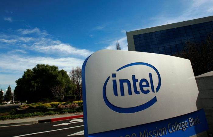 Exclusivo
      –
      Cómo
      Intel
      perdió
      el
      mercado
      ante
      la
      PlayStation
      de
      Sony
      –
      .