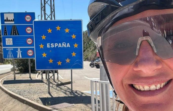 Marjorie viajó a Girona desde Gers en bicicleta