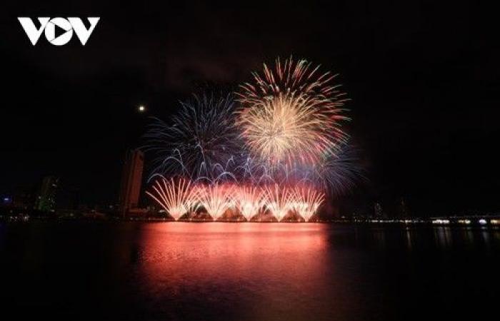 En Vietnam, ¿en qué ocasiones se encienden fuegos artificiales?