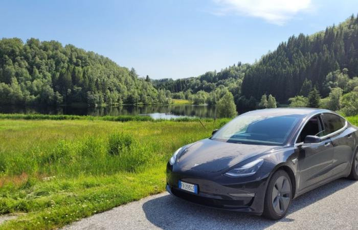 Por primera vez, este país exportador de petróleo ha visto el número de coches eléctricos superar al de gasolina.