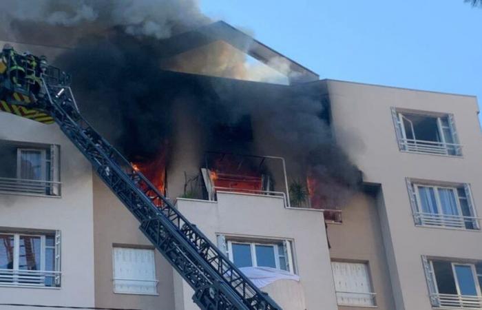 Lyon Metropolis. Gran incendio en un edificio de Villeurbanne: 82 bomberos en el lugar