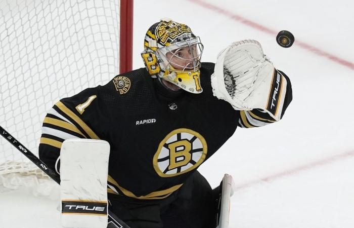 Boston Bruins | Sin contrato, el portero Jeremy Swayman no estará en el campamento