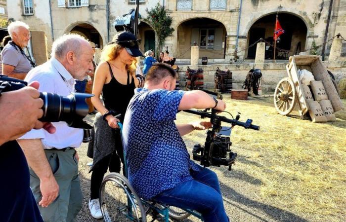 Filmación en las trincheras de la plaza de la catedral