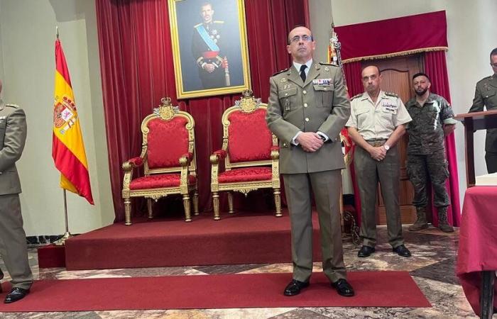 FOTOGALERÍA- La toma de posesión del nuevo director del Centro de Historia Militar, en images