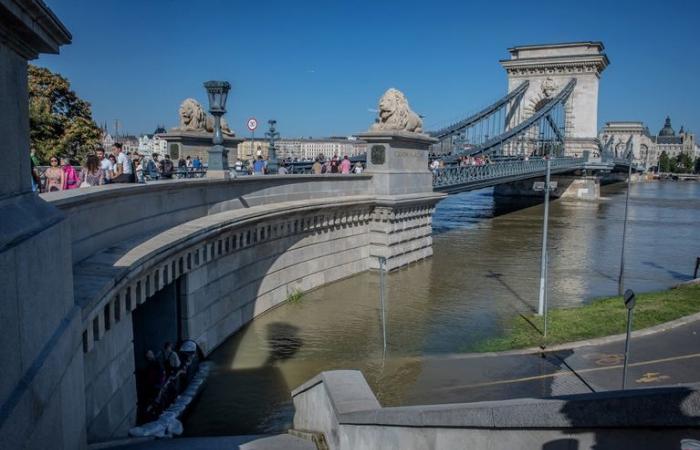 EN IMÁGENES – El Danubio, inundado tras la tormenta Boris, asedia Budapest