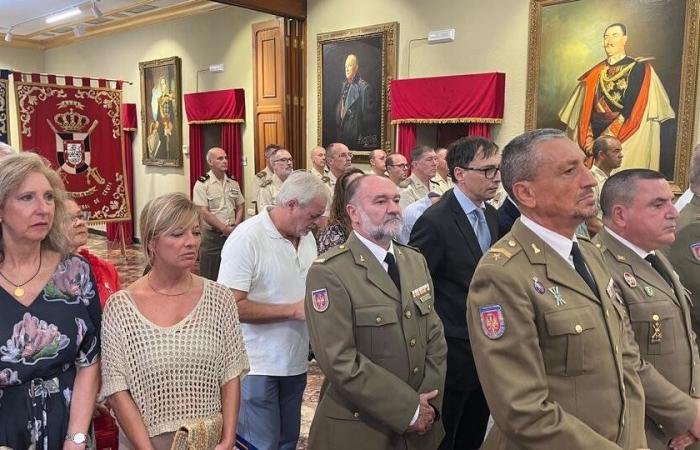 FOTOGALERÍA- La toma de posesión del nuevo director del Centro de Historia Militar, en images