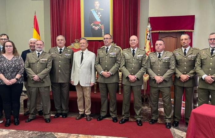 FOTOGALERÍA- La toma de posesión del nuevo director del Centro de Historia Militar, en images