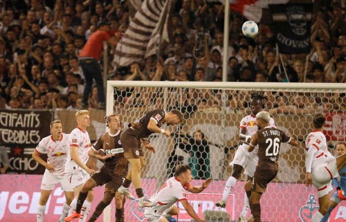 El FC St. Pauli consigue su primer punto en la Bundesliga desde 2011