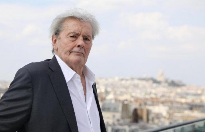 Una ex empleada de Alain Delon se desahoga con el temperamento “nada fácil” del actor